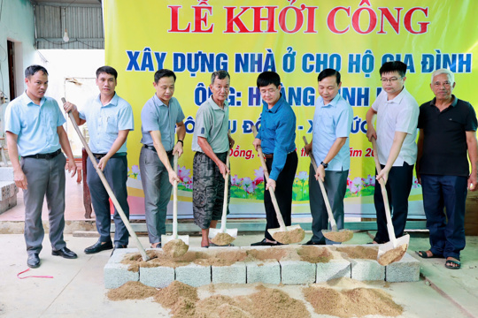 Đức Đồng khởi công xây dựng nhà ở cho người có công tại thôn Du Đồng