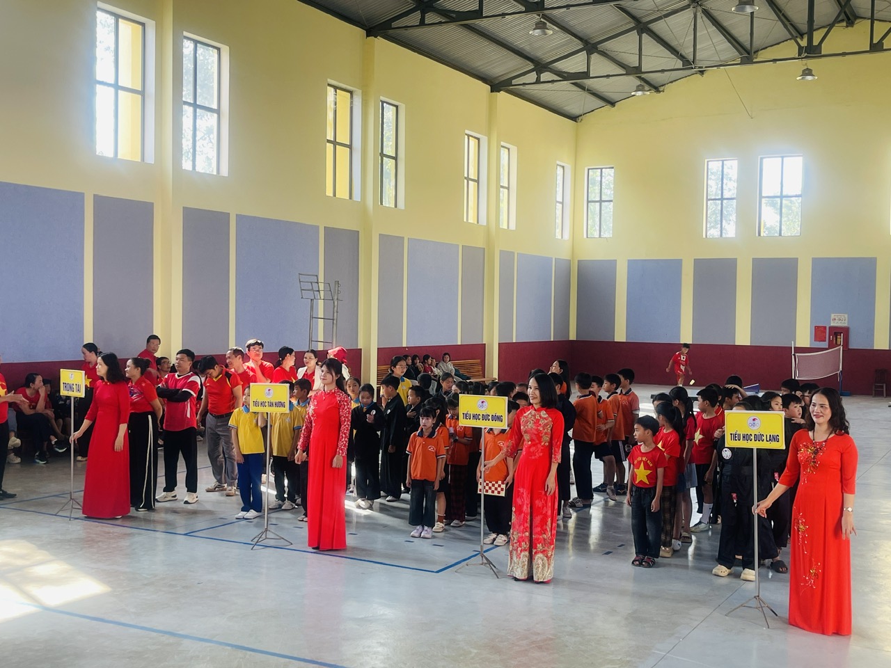 ĐẠI HỘI ĐIỀN KINH – THỂ THAO  HỌC SINH TIỂU HỌC XÃ ĐỨC ĐỒNG NĂM HỌC 2025-2026 